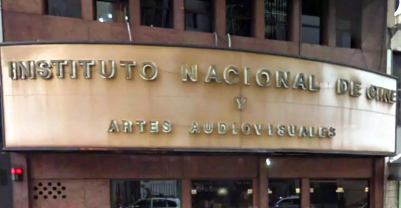 Motosierra en la Cultura: el Gobierno anunció fuertes recortes en el Instituto de Cine