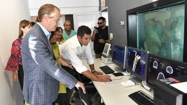 Gualeguay: Bordet y Vizzotti inauguraron un tomógrafo