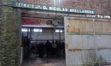 Y una vez llovió: Por falta de conclusión de las obras se inundaron los 4 talleres de la escuela técnica Avellaneda