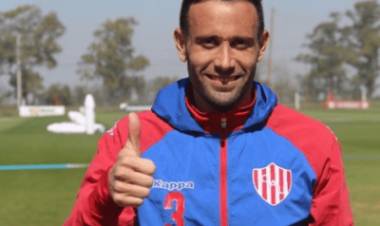 Unión - Claudio Corvalan en duda para recibir a Lanús