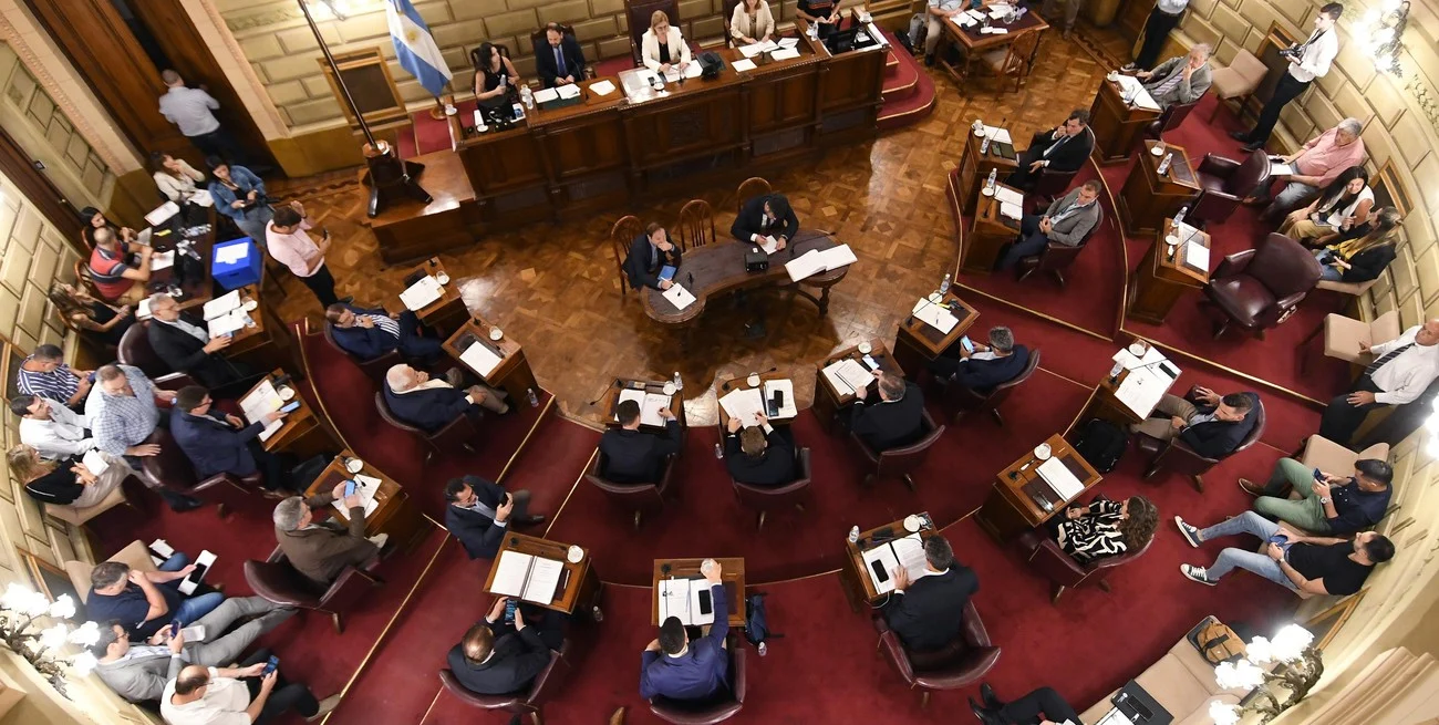 Este jueves al mediodía: Reuniones en el Senado santafesino sobre la ley de juicio por jurados