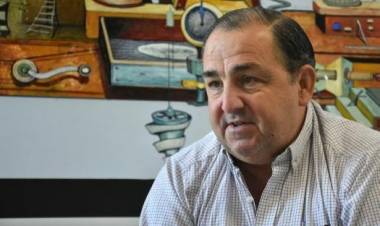 "Los santafesinos ya estamos cansados de las medidas de fuerza y tampoco le rinde al sistema", dijo Poletti sobre el paro de colectivos