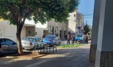 Importante operativo policial en una sinagoga céntrica