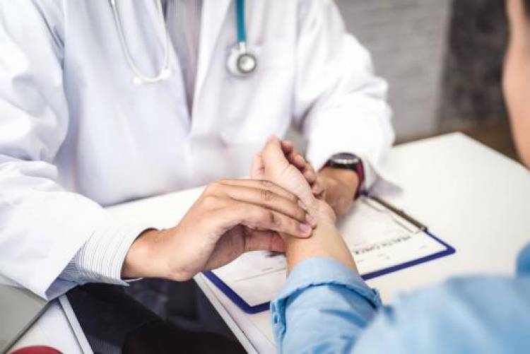 Introdujeron cambios en Ganancias para que los médicos no tributen por las guardias