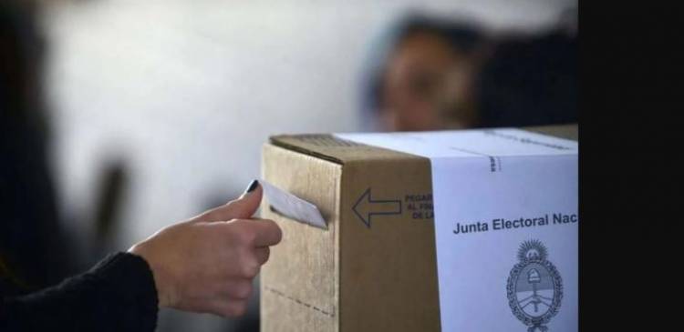PASO Nacionales: en los cuartos oscuros de Santa Fe habrá 51 diferentes boletas